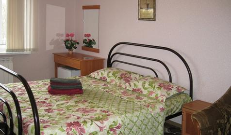 3 этаж, розовый двухместный номер гостевого дома На Кирова, г. Геленджик