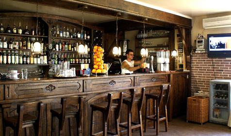 Бар в ресторане Феличи, гостевой дом Феличи, г. Анапа, п. Витязево