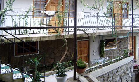 Коттедж под ключ с удобствами и мини-кухней. Гостиница Отдых у Галины, г. Сочи, Адлер