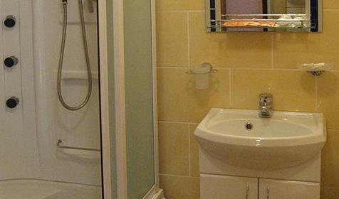 Санузел двухкомнатного номера пансионата Приазовье, г. Ейск