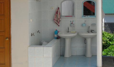 Летний санузел, Гостевой дом У Левона, г. Сочи, Лазаревский район, п. Лоо