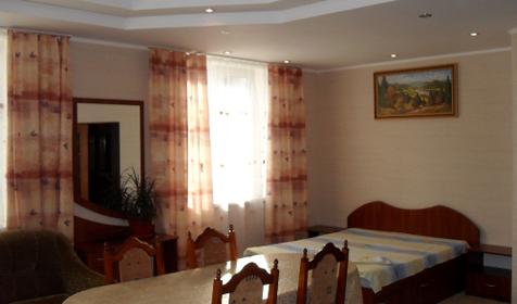 Двухкомнатный номер люкс частной гостиницы Азалия, г. Сочи, Лазаревский район, п. Лазаревское