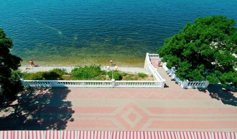 Вид из окна номера. Kompass Hotel Магнолия, г. Геленджик