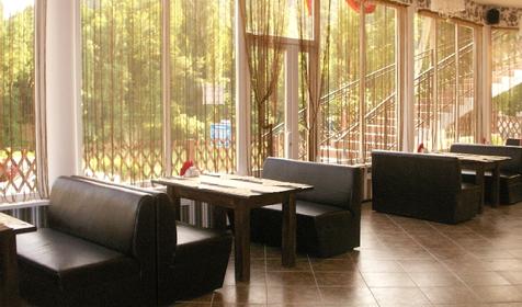 Холл, отель Европа, г. Геленджик, с. Архипо-Осиповка