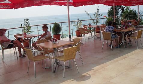 Летнее кафе. Гостиница Александрия, г. Сочи, п. Лазаревское