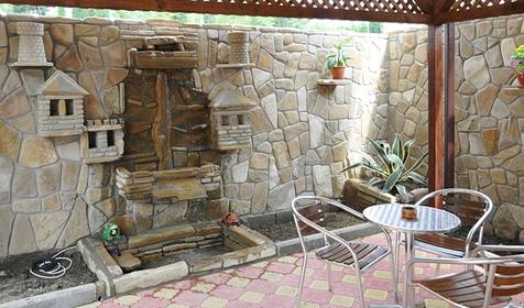 Внутренний дворик, мангал. Отель 777, г. Сочи, Адлер