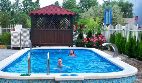 Бассейн отеля Бавария, г. Анапа, п. Витязево