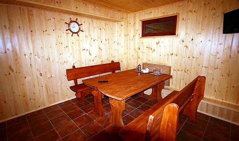 Комната, баня гостевого дома Версаль, г. Геленджик