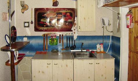 Кухня. Гостевой домик Прибрежный, г. Ейск