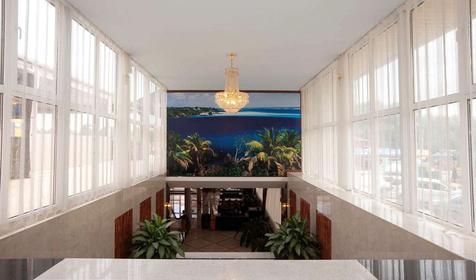 Холл второго этажа отеля Ателика Гранд Меридиан, г. Анапа, п. Витязево