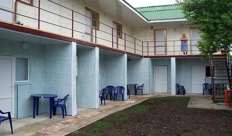 Гостевой дом на ул. Блюхера 30, г. Ейск