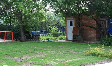 Двор. Гостевой дом на ул. Блюхера 30, г. Ейск