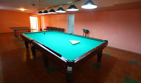 Теннисный стол отеля ЛеЛюкс, Туапсинский район, с. Ольгинка