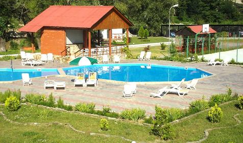 Кафе у бассенов. База отдыха Садко, Туапсинский район, п. Новомихайловский