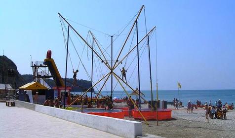 Набережная пляжа, Туапсинский район, п. Новомихайловский