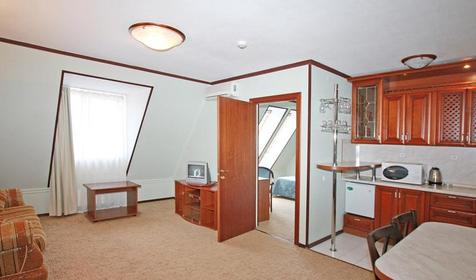 Номер Люкс двухкомнатный с кухней, Корпус Генрих I. Гостиничный комплекс Генрих, г. Сочи, Лазаревский район, п. Дагомыс