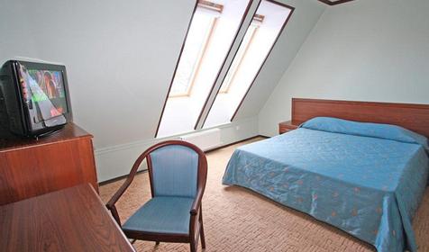 Номер Люкс двухкомнатный с кухней, Корпус Генрих I. Гостиничный комплекс Генрих, г. Сочи, Лазаревский район, п. Дагомыс