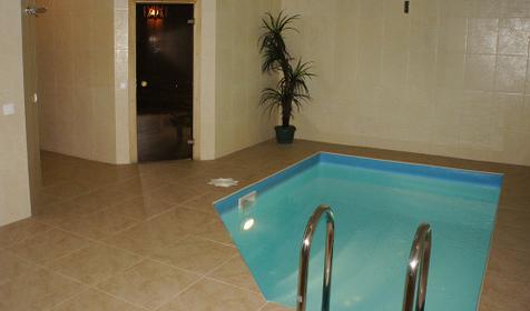 Бассейн банного комплекса. Отель Лион, г. Краснодар