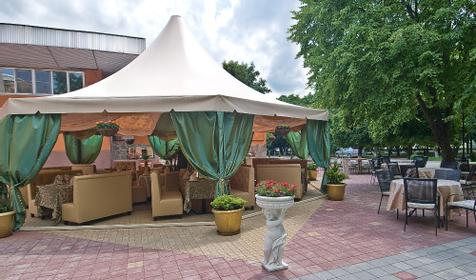 Летнее кафе Екатерининский сад, гостиничный комплекс Екатерининский, г. Краснодар