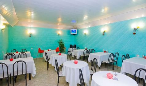 Кафе. Гостевой дом Золотой клен, г. Анапа, п. Витязево