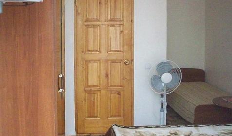 Трехместный номер. Мини-гостиница Руслан, г. Сочи, Адлерский район