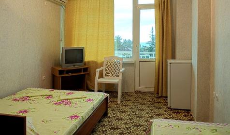 Трехместный номер. Отель Мирный, г. Сочи, Лазаревский район, п. Лазаревское