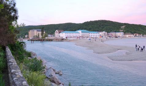 Пляж. Гостевой дом Людмила, Туапсинский район, п. Новомихайловский