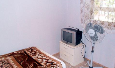 Летние домики в центре. Геленджик.