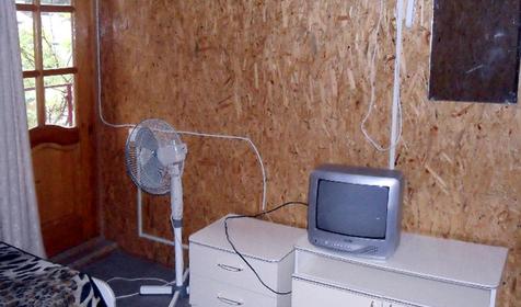 Летние домики в центре. Геленджик.