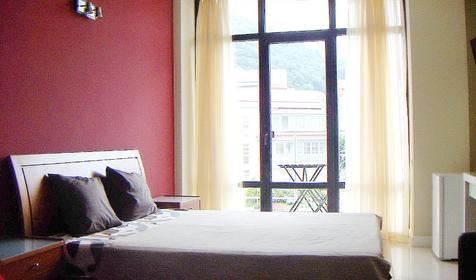 Номер с тренажером. Гостевой дом Аленка, Туапсинский район, п. Ольгинка