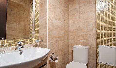 Санузел номера Апартаменты, отель Анапа-Лазурная, г. Анапа
