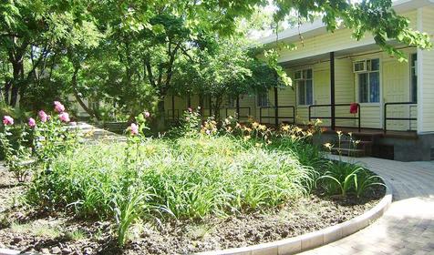 Территория базы отдыха. База отдыха Прибой, г. Ейск