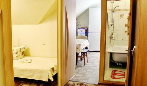 Двухкомнатный номер втрого этажа гостевого дома Артем + Людмила, г. Геленджик, Архипо-Осиповка