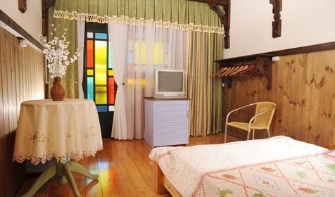 Двухместный номер. Гостиничный комплекс Шале, Туапсинский район, п. Пляхо