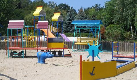 Детская площадка. Санаторий Белая Русь, Туапсинский район, п. Майский