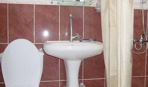 Санузел в номере. Гостевой дом Берег, Лазаревский район, п. Лоо