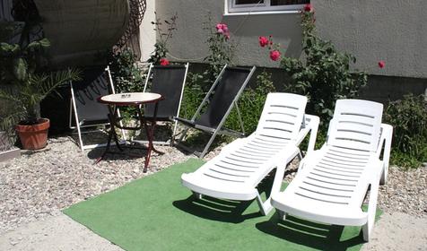 Зона отдыха. Гостевой дом У трех гор, г. Геленджик, с. Кабардинка