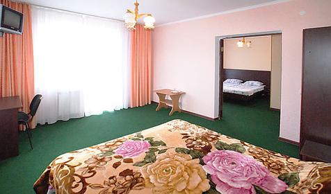 Двухкомнатный четырехместный номер с удобствами. Гостевой дом Моя семья, г. Геленджик, с. Кабардинка