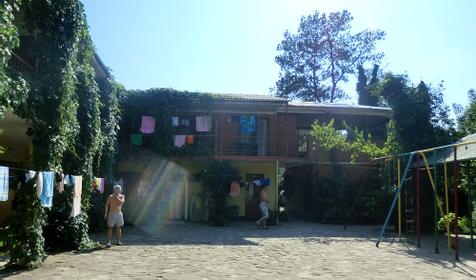 База отдыха У реки, Туапсинский район, п. Лермонтово