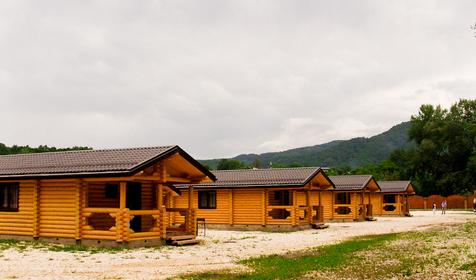 Гостиный двор Три медведя, Адыгея, п. Каменномостский