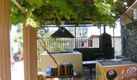 Гостиница Райский уголок, п. Лоо