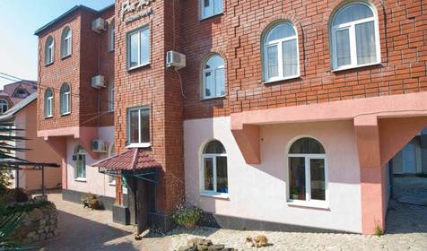 Частный гостиничный комплекс Ред Хауз, п. Шепси