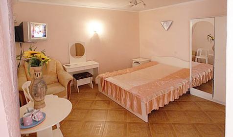 Двухместный номер. Гостевой дом Солнечный берег, г. Геленджик, с. Архипо-Осиповка