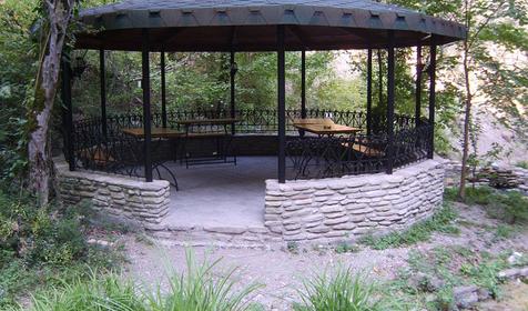 Территория. База отдыха Райский сад, г. Геленджик, с. Прасковеевка