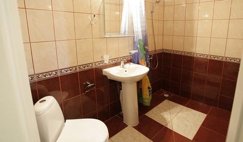 Санузел номера Стандарт. Частная гостиница Атлант, г. Геленджик, с. Кабардинка