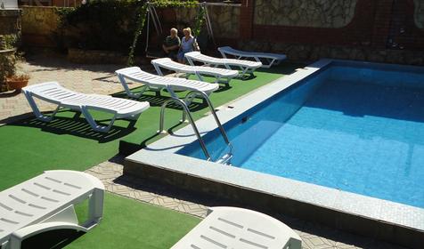 Бассейн. Гостевой дом Эдем, г. Новороссийск, п. Абрау-Дюрсо