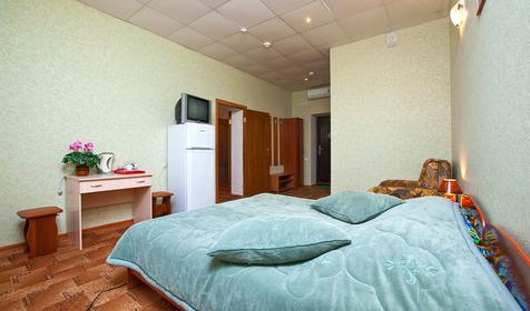 Номер Люкс. Гостевой дом Радуга, Темрюкский район, ст. Голубицкая