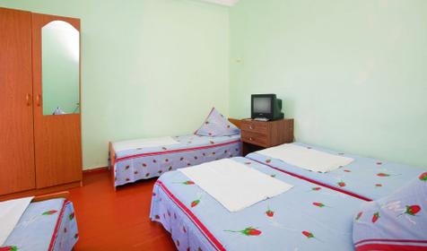 четырехместный номер с удобствами частного дома Звездочка, г. Сочи, Лазаревский район, п. Лоо