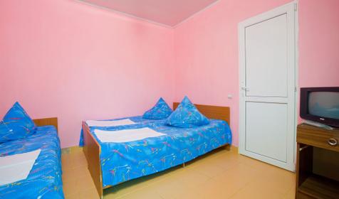 трехместный номер с удобствами частного дома Звездочка, г. Сочи, Лазаревский район, п. Лоо