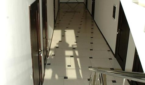 Лестница. Гостиница Камелот, г. Геленджик, с. Кабардинка